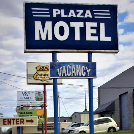 Plaza Motel